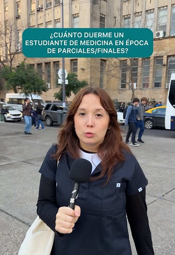 Cuántas horas duerme un estudiante de medicina en época de parciales