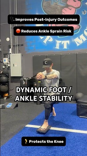 Dynamic Foot / Ankle Stability #stabilitytraining #balancetraining #footpain #anklepain #sportsrehab