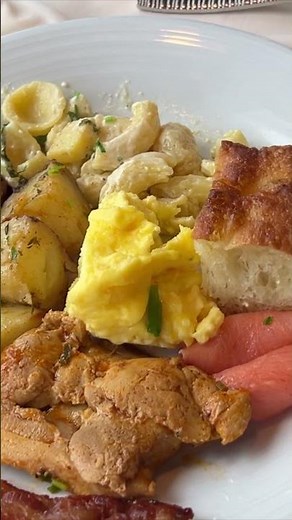 Fantastic Santa Claus Brunch cruise on CityCruises California Hornblower. Thanks for hosting us!