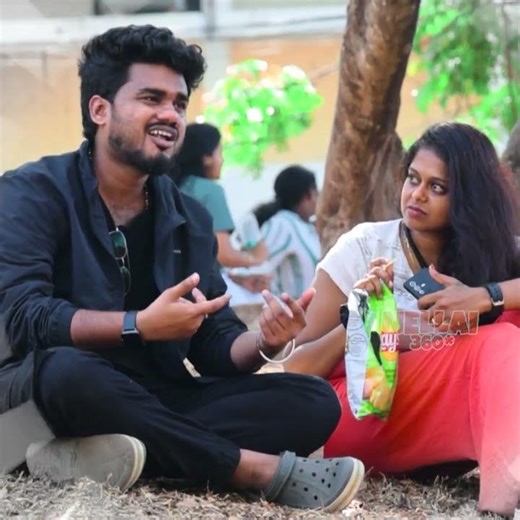 FOOD SNATCHING PRANK on Kerala Girl🤣 Watch Till End😂 #nellai360 #youtubeshorts #tamilpranks