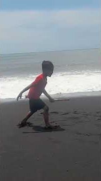 Why Do Ocean Waves Form? The Real Science Behind Sea Motion!