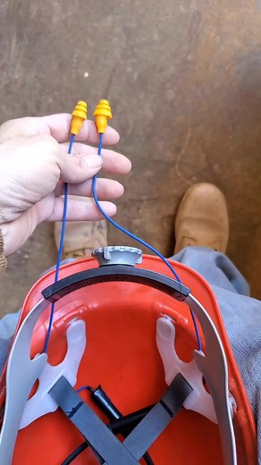 Bluetooth Hybrid Hearing Protection Earbuds for Construction Workers