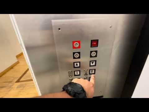 Montgomery hydraulic Elevator @ Macys Southland Mall Cuter Bay FL