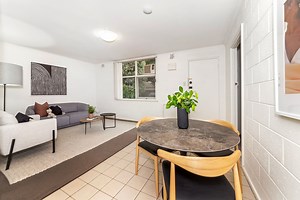 Sold Unit 3/8 Anderson Court, Mentone VIC 3194 - Nov 15, 2023