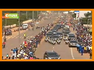 Eager crowd almost blocked President Kenyatta’s motorcade at Kondele roundabout, Kisumu
