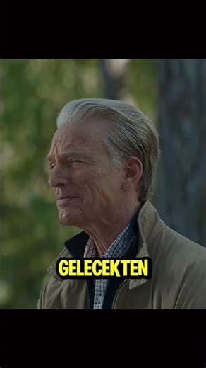 End Game Filminde Kaptan Amerika Neden Bir Anlığına Sağa Baktı?