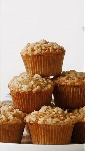 Bakery-Style Banana Crumb Muffins (NEW Recipe!)