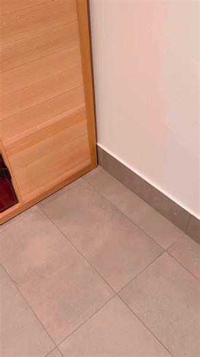 🔥 LADIES, IT’S HERE! 🔥 World Gym Cairns just levelled up your recovery game — our brand-new, top-of-the-line Revel Nova Sauna is officially installed in the ladies bathrooms! ✨ Built for premium heat, faster recovery, and total relaxation, the Revels Nova delivers: • 🌡️ Advanced heat technology • 💆‍♀️ Recovery wellness benefits • ✨ A luxe, spa-quality experience Whether you’re warming up, winding down, or taking a moment for YOU — the new sauna is ready when you are. Stronger bodies. Stronge