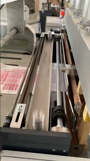 High-Speed Single-Line Heat Seal & Cut Bag Making Machine | Precision Packaging Equipment Demo