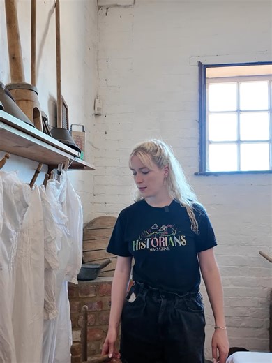 What Was Life Like In The Victorian Era? 👀 if you’d like to find out more about the Victorians you can in The Little Historians Magazine, just head to our website thelittlehistoriansmagazine.com #thelittlehistoriansmagazine #historyforkids #kidshistory #queenvictoria #victorian #history