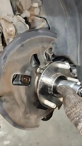 Front wheel hub bearing how to replace | Sanjay Sahu