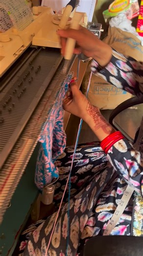 Sunder sunder design baalli sweater k liye contact kre ## | Suman Chauhan