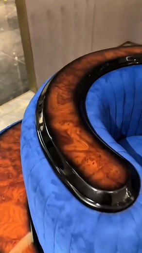 1.6K views · 236 reactions | Andhika Gudang Oscar (0895327036461) Ecer & Grosir Bahan Jok & Sofa Harga Terjangkau #Lotus #lexdaytona #OscarNappa #oscarjeruk #oscarmyo #bahanoscar #bahanjok #kulitsintetis #jokmotor #jokmobil #sofa #furniture #designjok #designsofa #designfurniture #kulitjok #kulitjokmobil #upholstery #tutorial #sofatutorial #sofadesign #seatcover #furnituredesign #sofadesign #andhikagudangoscar #bahanoscarkiloan #customefurniture | Yanwar Abu Ahmad | Facebook