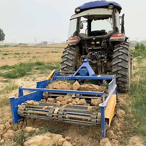 [Hot Item] Peanuts Tractor Walking Peanut Harvester Durable Harvester Sweet Potato Digger