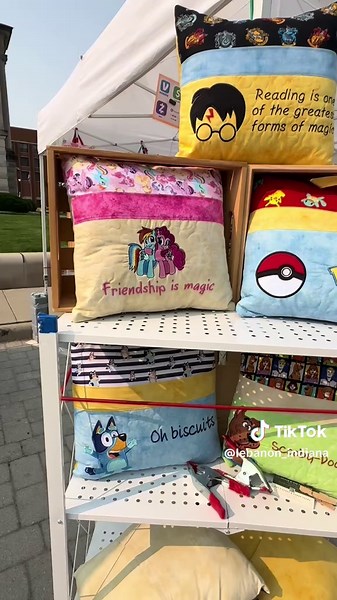 Getting ready for another night of Boone County Summer Fest in downtown Lebanon! We’ll be here until 10pm jamming out on the square. Come see your local vendors and food trucks! #summer #summervibes #indiana #boonecounty #lingerlonger #lovinlebanon #thisishome