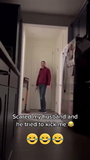 😂 Scared My Husband in the Kitchen — His Reaction Is Priceless! 🍳🤣