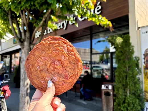Watch: A Vancouver bakery has a Ketchup Chip Cookie. Here's what it tastes like