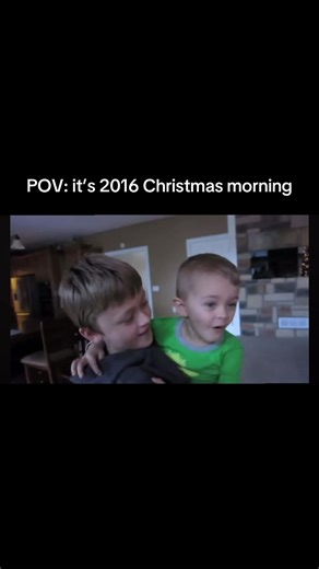 #romanatwood #christmas #video #romanatwoodclips #fyp | Roman Atwood