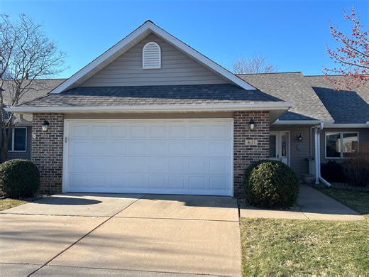 611 Cherrywood Ct, Red Wing, MN 55066 - MLS 7053417 - Coldwell Banker