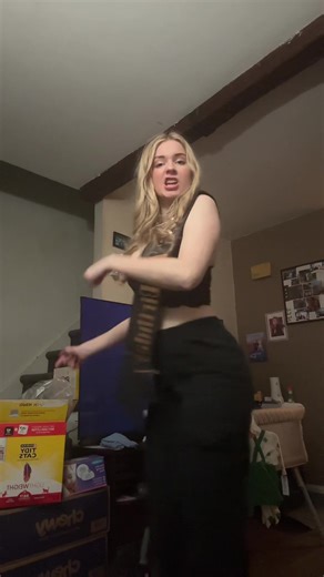 emma🤭 (@bllondebitch)’s videos with Arch Ya Back - Prod Jay48