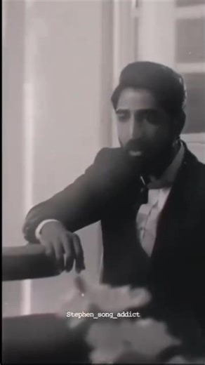 Stephen song adict 😍❤️