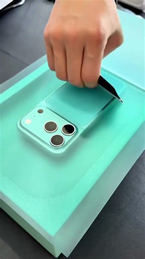 iPhone 17 Pro Max Scratchless Protection Sheet 🔥📱 Ultimate Screen Safety #Shorts