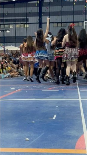 Maitê na festa junina da escola! 2026