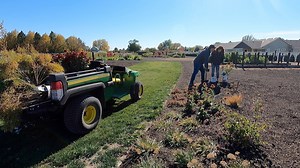 Planting Some Rough Looking Stuff! 😆🍂😬 Temple of Bloom Heptacodium - https://bit.ly/35F8FBF Firefly Peach Sky Yarrow - http://bit.ly/2K1iQX8 String Theory Blue Star Amsonia - https://bit.ly/3p1xCRg Fire Light® Panicle Hydrangea - http://bit.ly/2HchoP0 Echibeckia - https://bit.ly/2X9NCVL Totem Pole Panicum - http://bit.ly/37i1IDv Opening Act Blush Phlox - https://bit.ly/3FIdb1I Bio-tone Starter Plus - https://bit.ly/34ezpXJ Dewalt Drill - https://amzn.to/37QamvA Power Planter Augers - https://