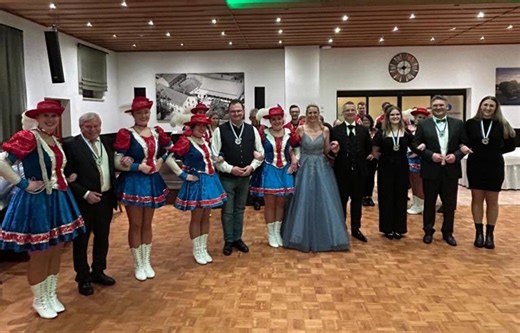 Landwirte eröffnen Ballsaison – Landauer Bauernball mit der Roßbacher Faschingsgilde