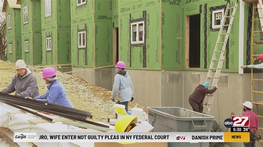 Women build homes for women in Lancaster County