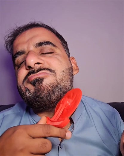 Relaxing ASMR Beer Scratching and Mouth Sounds