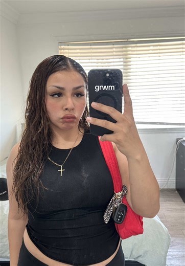 all i need to feel put together! lips are my favorite part hehe #grwm #makeuptutorial #makeup #nomakeupmakeup #emscries #fypシ #f