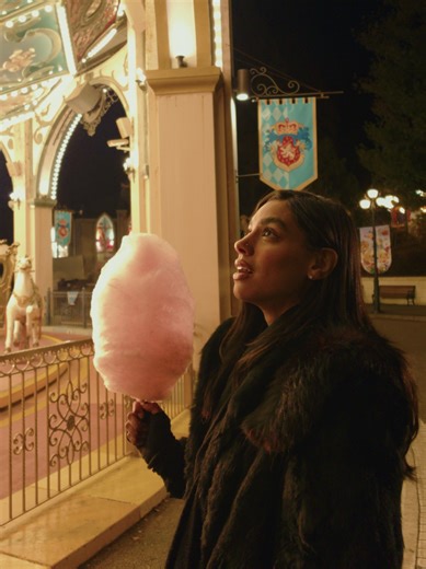 Turn up the night 📸 @moniqueyvonne shares her latest short film at Galaxy Unpacked, where she uses #Nightography on the new #GalaxyS26Ultra with #GalaxyAI to explore a world without dim-lit limitations 🔆 #GalaxyS26 #Samsung Learn more: samsung.com