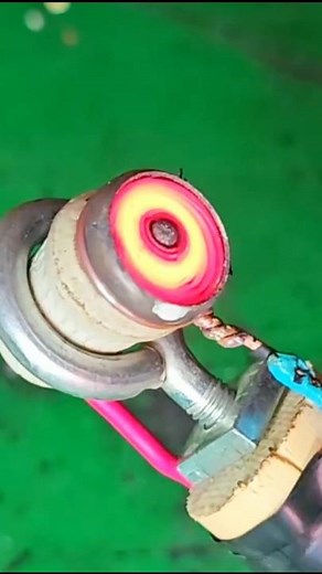 **"How to Build a DIY Soldering Fume Extractor: Easy and Effective Solutions!"**