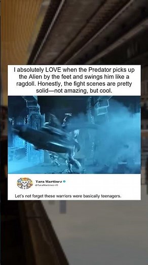 Predator Swings Alien: Cool Fight Scenes