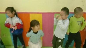 幼儿园游戏-萝卜蹲