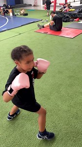 I’m finally getting my daughters into striking/ boxing #boxing #mma #ufc #fatherdaughter #boxingtraining | Dominic Barry