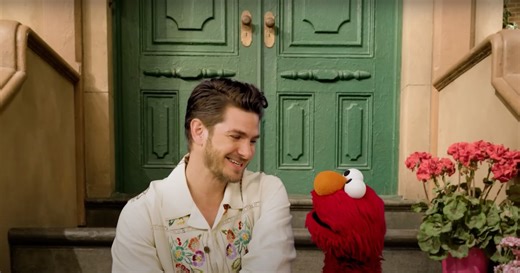 Andrew Garfield and Elmo's Viral Video About Grief Is Exactly What I Would've Loved to Share With My Kids After Unexpected Loss