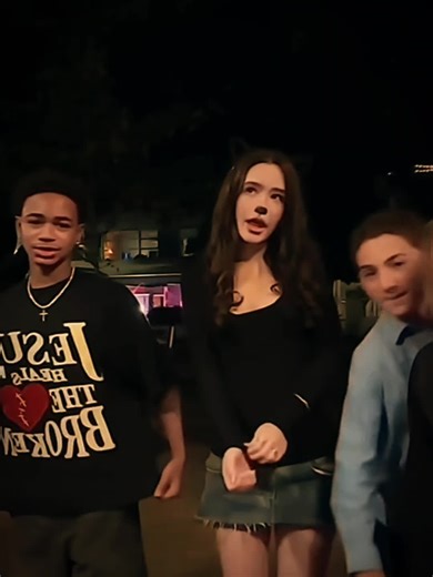 Conoce a Clara Stack: La Influencer del Momento