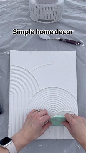 Olya - ART CLASSES ★ ABSTRACT ART ★ Ottawa on Instagram: "As easy as it can be! Try using modelling paste or joint compound. Dry for 24 hrs and then paint in any colour! #diy #craft #textured #texturedart #minimalism #plaster #satysfying #satisfyingvideos #artforsale #art #contemporaryart #homedecor #ottawaartist #ottawagiftideas #homedecor #decor #abstract #abstractart #contemporary #modern #ottawa #canada #wallart #artreel #1minuteart diy craft textured textured art minimalism plaster satisfyi
