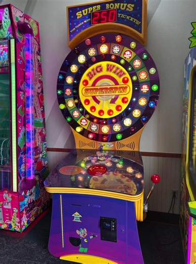Early 2000s Chuck E. Cheese’s big win super spin audio. | Chuck E. Cheese