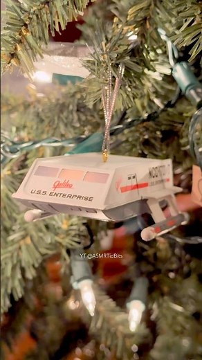 Hallmark 1992 U.S.S. Enterprise Star Trek Christmas Tree 🎄Ornament
