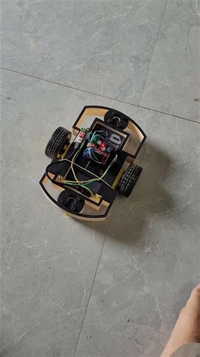 3D Printed RC Robot using Powerbank