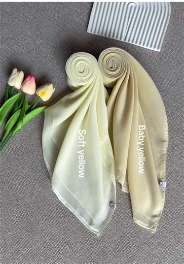 Hijab Segi Empat Paris Jadul Varisha Berwarna Kuning