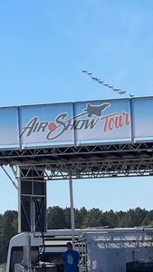 The @full_throttle_formation_team giving us a taste of what to expect this weekend with the ‘Stingray’ pass during their practice demonstration today! 😍 Don’t miss the world’s largest formation flight team take over the skies of Atlanta Regional Airport for @airdotshow Atlanta! 🤩 Grab your tickets now and we’ll see you at Falcon Field!! 🙏 #airdotshow #airdotshowtour #atlantaairshow #atlanta #airshow #atlantaga #airshows #fullthrottleformationteam | Atlanta Air Show