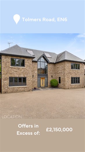 Nestled in the heart of Cuffley village, Hertfordshire, this stunning family home blends luxury with stylish design across its expansive 4,000 sq ft layout. Boasting five large double bedrooms, each with a deluxe ensuite, it offers privacy and comfort for all members of the family! 🏡The residence features a plethora of high-end amenities including a study, a movie room, and a cozy family room with a wood burner, perfect for relaxation or entertainment. The spacious kitchen-diner with a central 