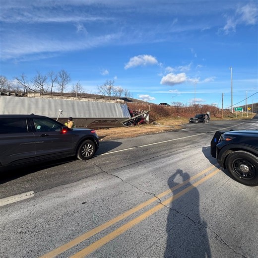 Overturned tractor-trailer closes Route 8 ramps, North Main Street in Naugatuck