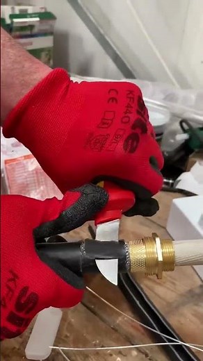 Fitting an armoured cable gland in 60 seconds #shorts