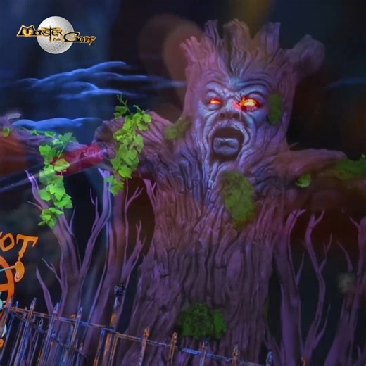 HOW DID OUR T-REX MAKE THE CUT? 🦖⛳️ Not just any monster can join our course! Watch how we select our hand-picked legends! 🎬👀 Hit play and meet your next favorite Monster! #MonsterMiniGolf #MonsterStory #GlowInTheDark #TRexVibes #Entertainment #Arcade #LaserTag #MiniBowling #LaserMaze | Monster Mini Golf - Tempe, AZ