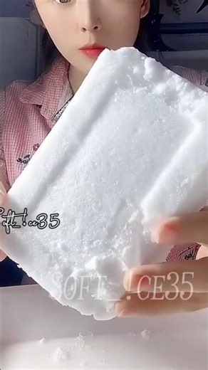 REFROZEN FROST BLOCK EATING #iceeating #mukbang #softice #freezerfrost #ice #frost #powderysoftice